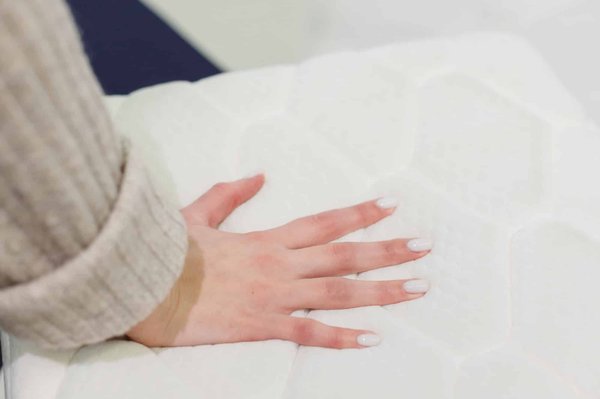 Confort sur mesure : choisissez le surmatelas adapté à vos besoins