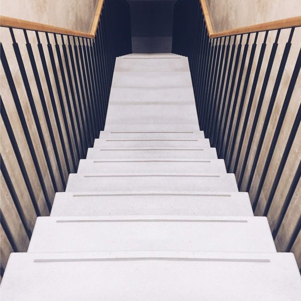 Pourquoi opter pour la fabrication d’escaliers sur-mesure ?