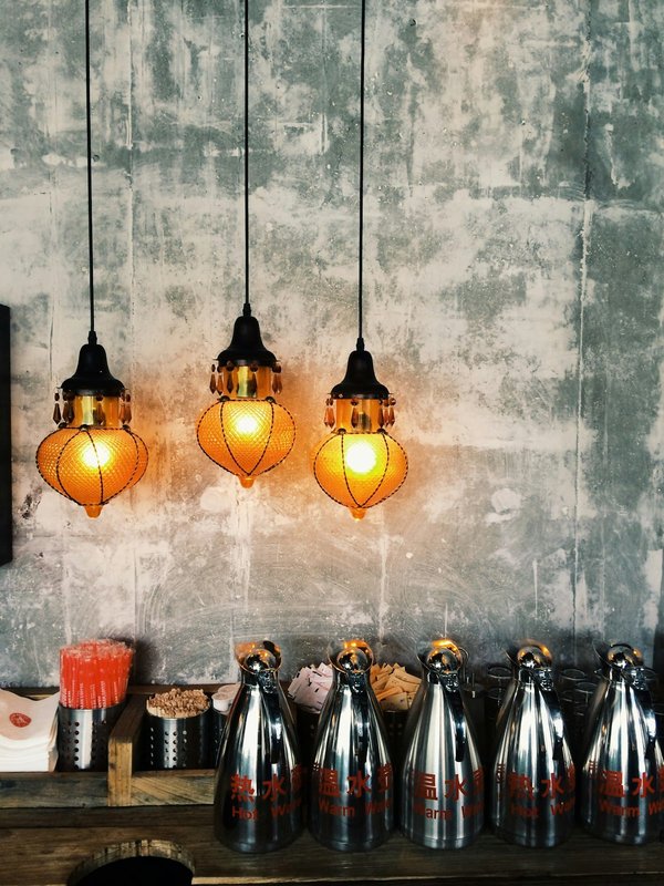 Suspension 3 lampes : guide d'emplacement optimal
